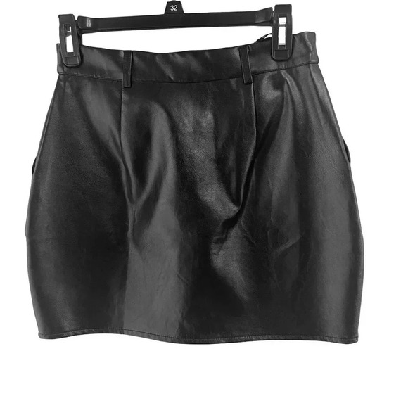 Missguided Skirt Womens Small Black Faux Leather Zip Up - Picture 5 of 5